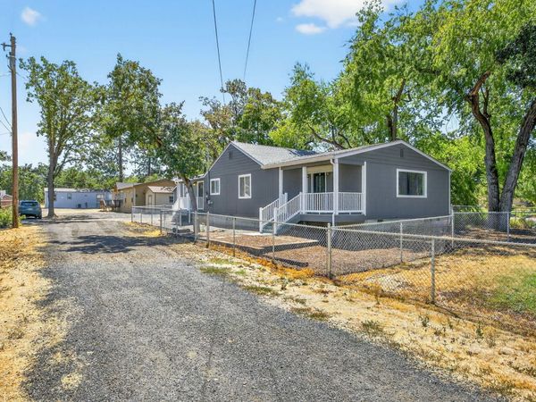 225 Wilson Road, Central Point, OR 97502