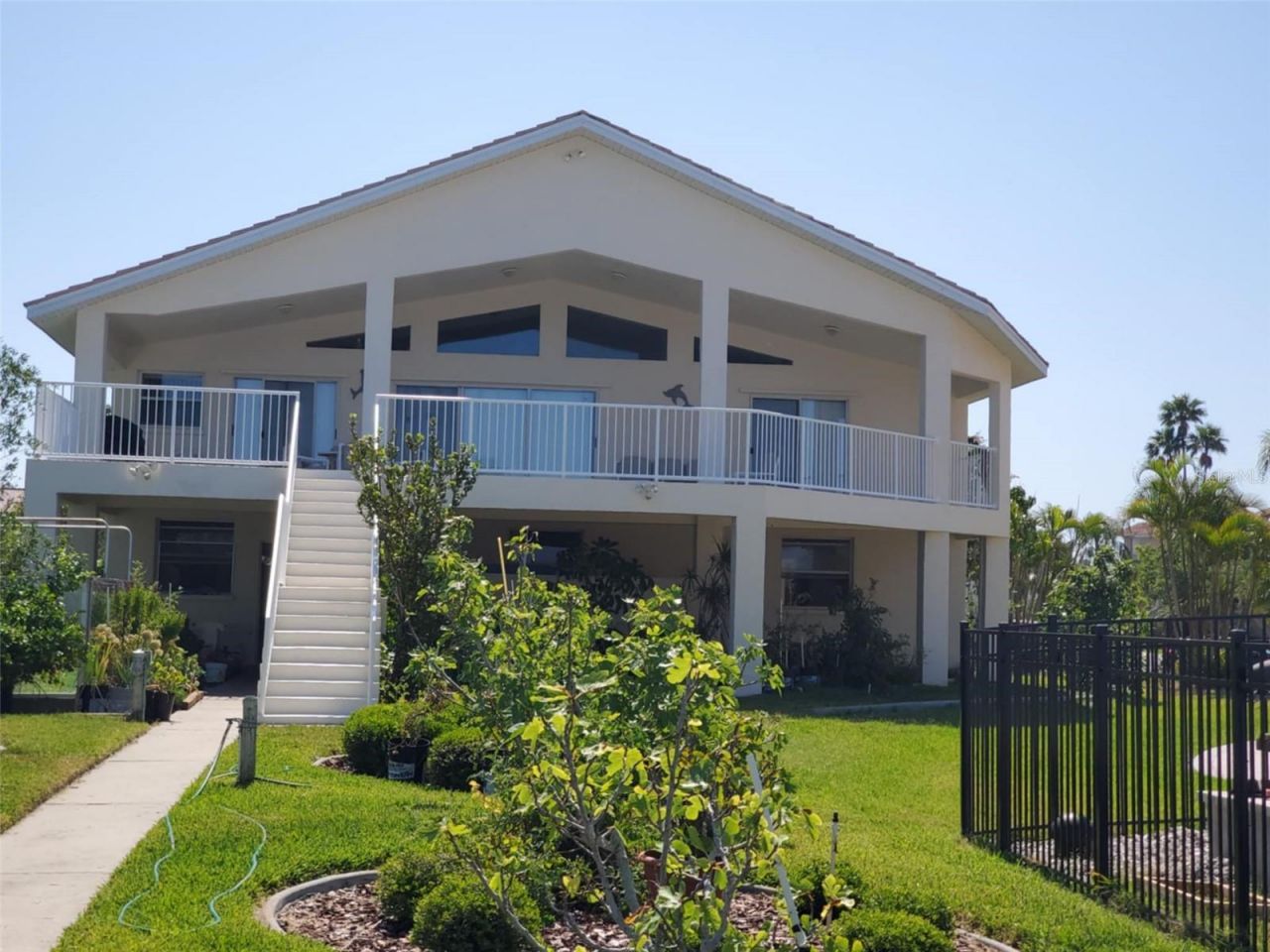 5025 Westshore Drive, New Port Richey, FL 34652 Photo