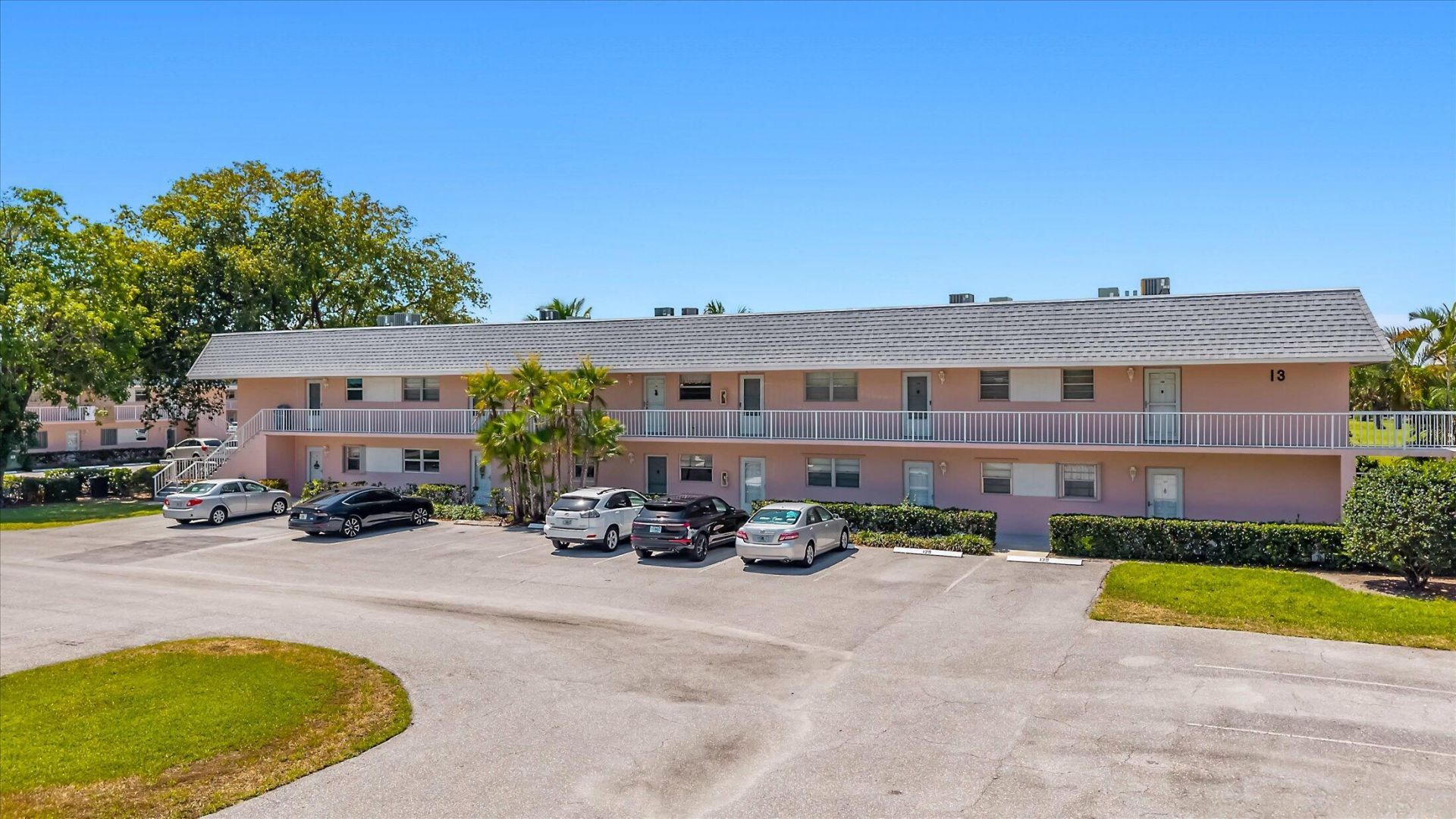 18081 SE Country Club Drive, Unit 130, Jupiter, FL 33469 Photo