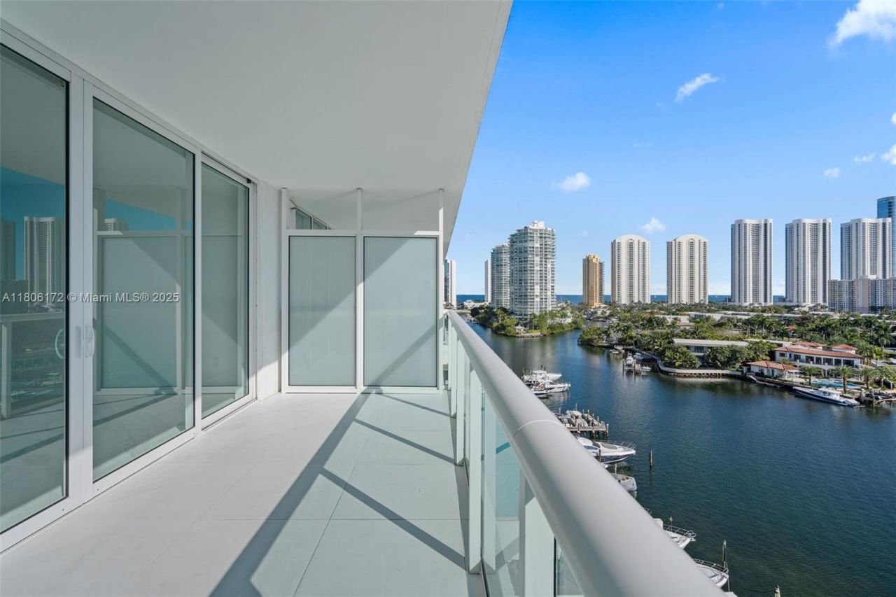 400 Sunny Isles Blvd, Unit 1005, Sunny Isles Beach, FL 33160 Photo