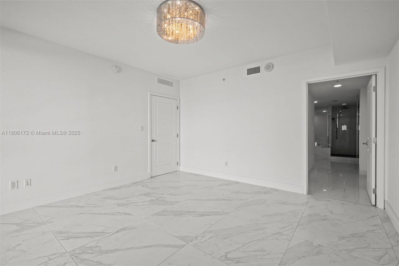 400 Sunny Isles Blvd, Unit 1005, Sunny Isles Beach, FL 33160 Photo