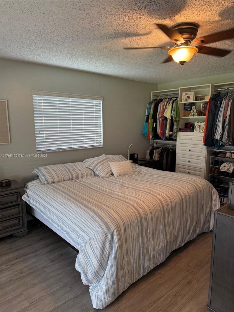 1250 NW 85th Ave, Plantation, FL 33322 Photo