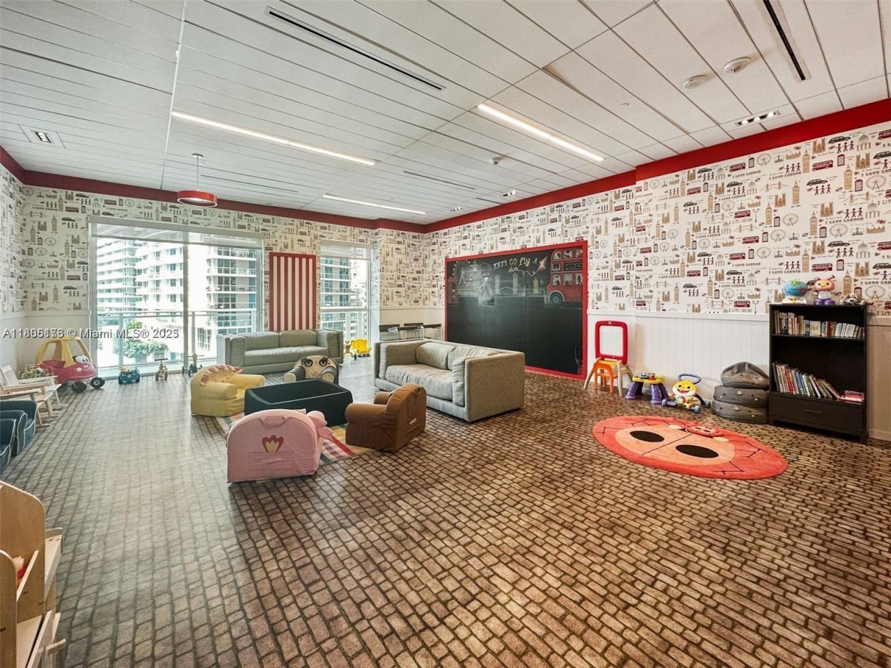 1080 Brickell Ave, Unit 3905, Miami, FL 33131 Photo