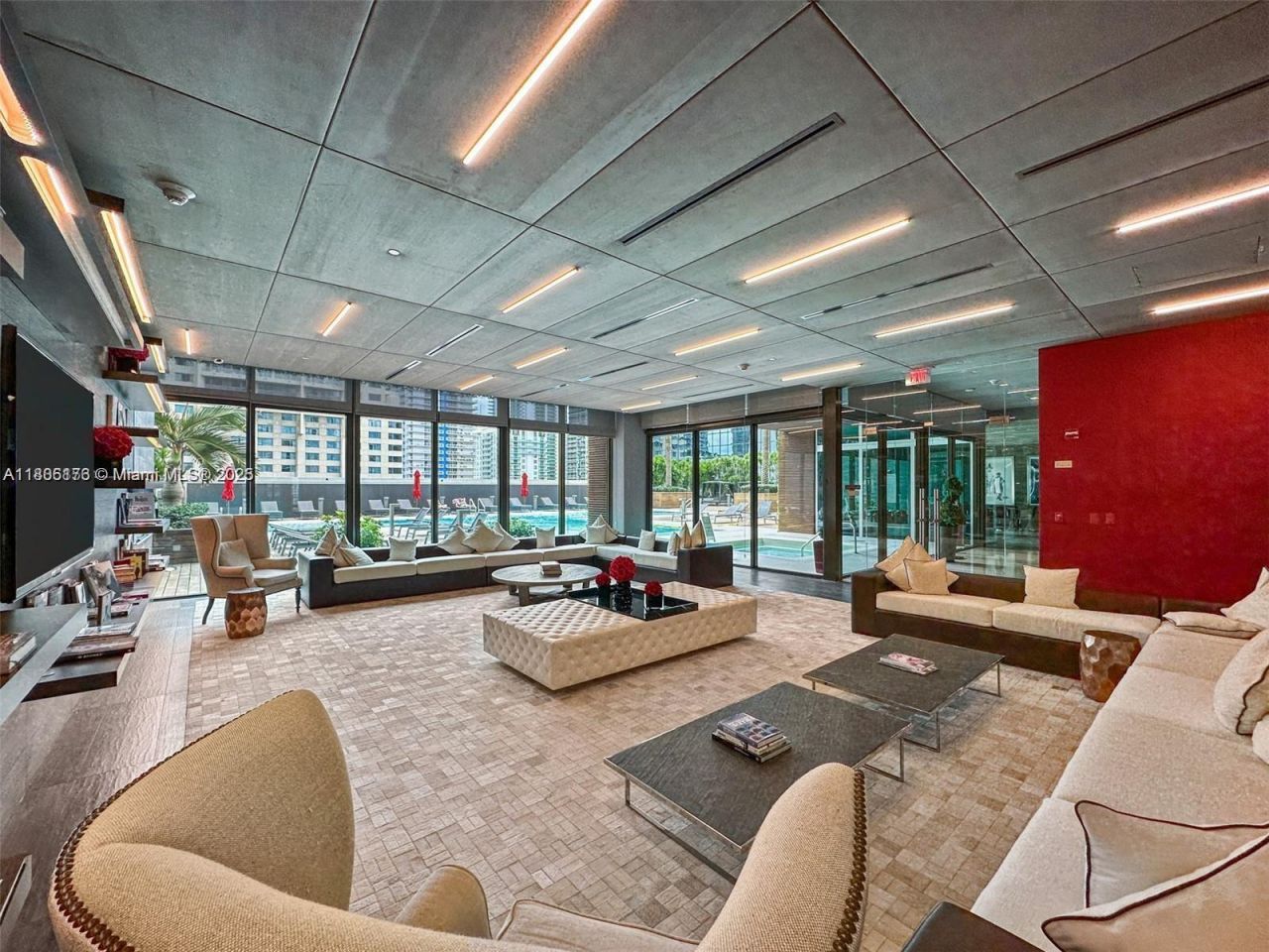 1080 Brickell Ave, Unit 3905, Miami, FL 33131 Photo