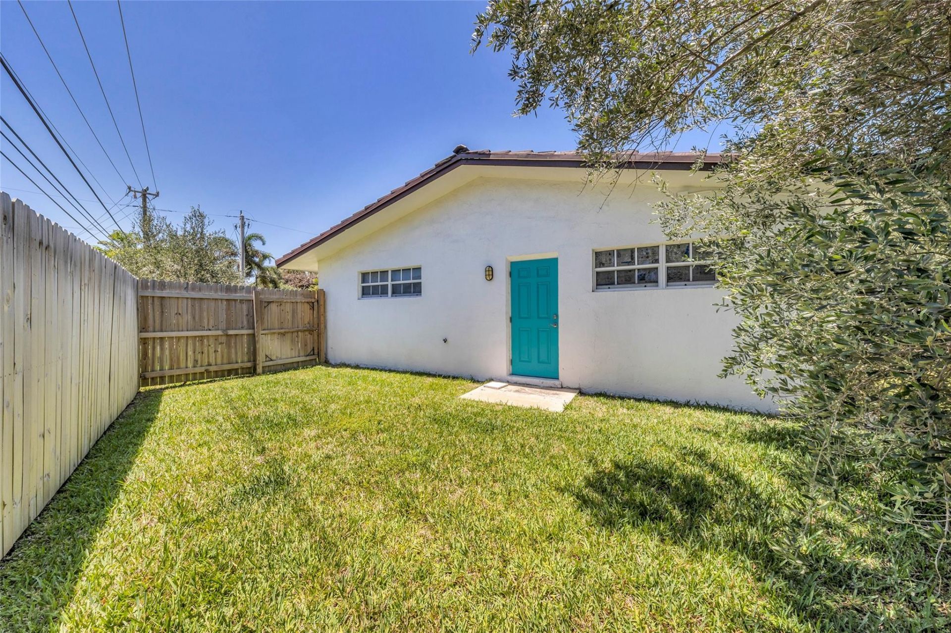 3213 Dover Road, Pompano Beach, FL 33062 Photo