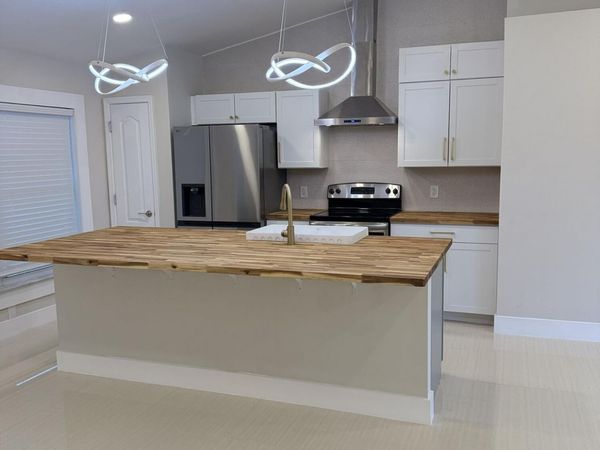 2118 NE 22nd Place, Cape Coral, FL 33909