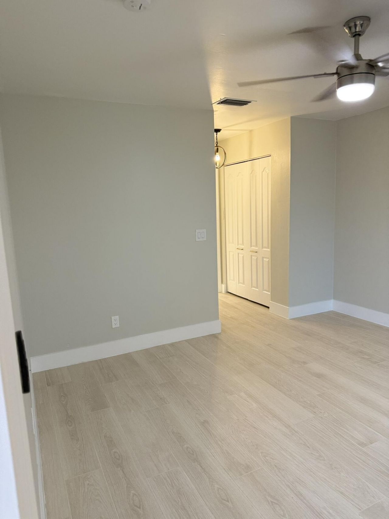 2118 NE 22nd Place, Cape Coral, FL 33909 Photo