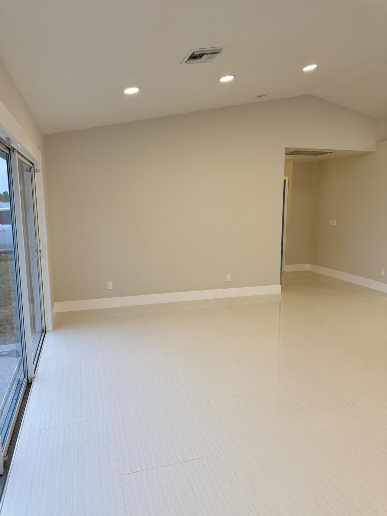 2118 NE 22nd Place, Cape Coral, FL 33909 Photo