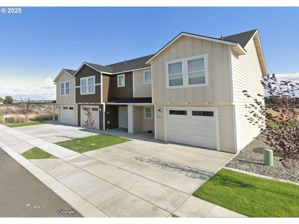 804 E OREGON AVE, Hermiston, OR 97838
