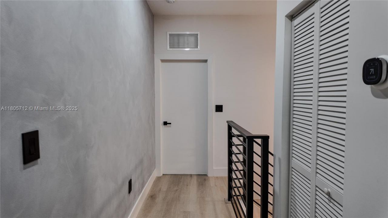 7221 NW 103rd Path, Doral, FL 33178 Photo