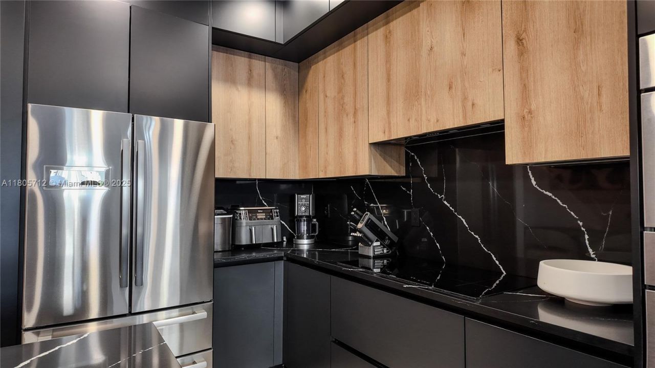 7221 NW 103rd Path, Doral, FL 33178 Photo