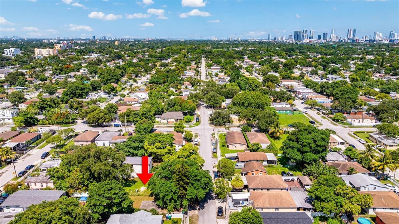 2133 NW 48th St, Miami, FL 33142 Photo