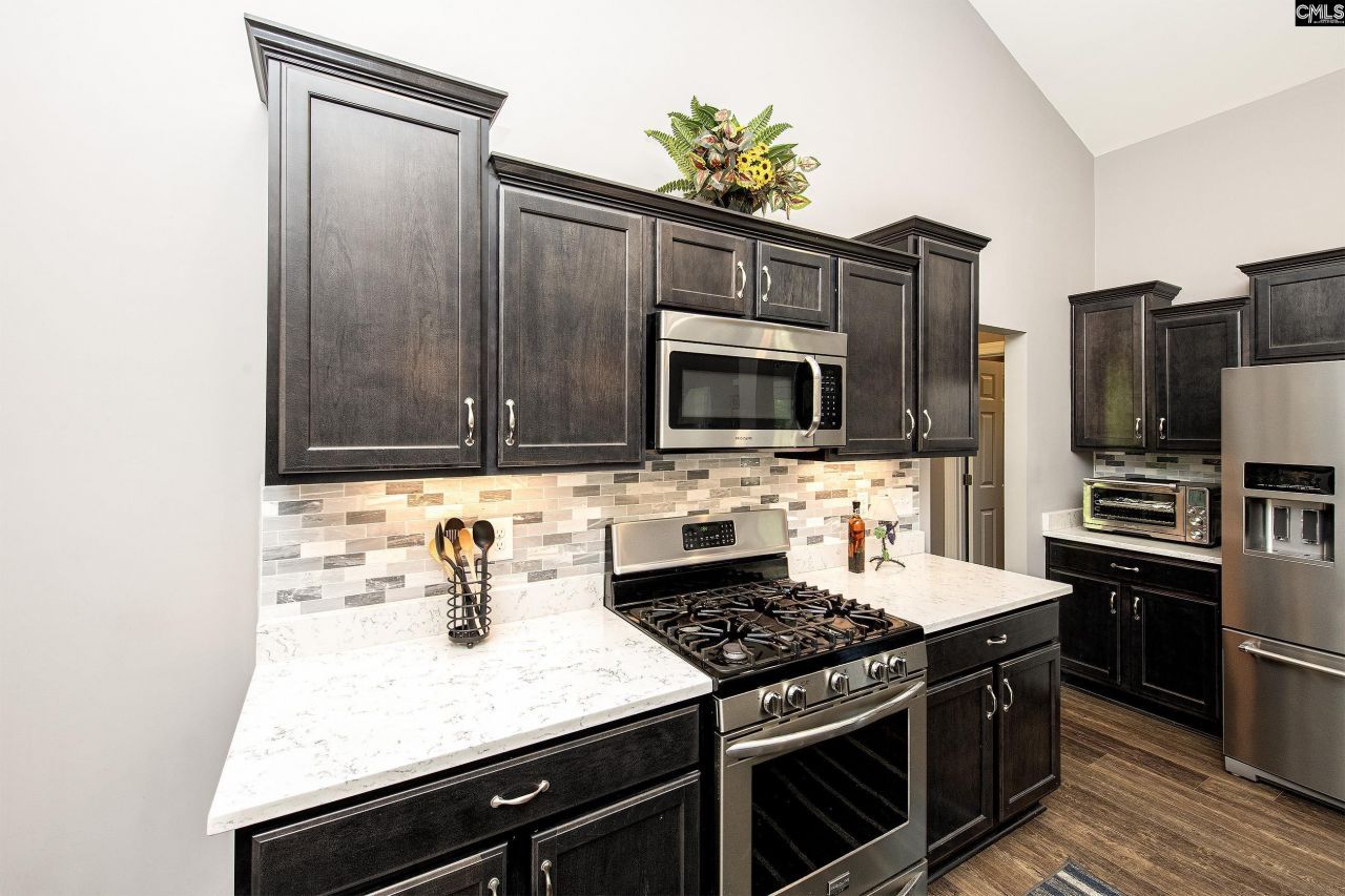 340 Hound Hollow Road Photo 8