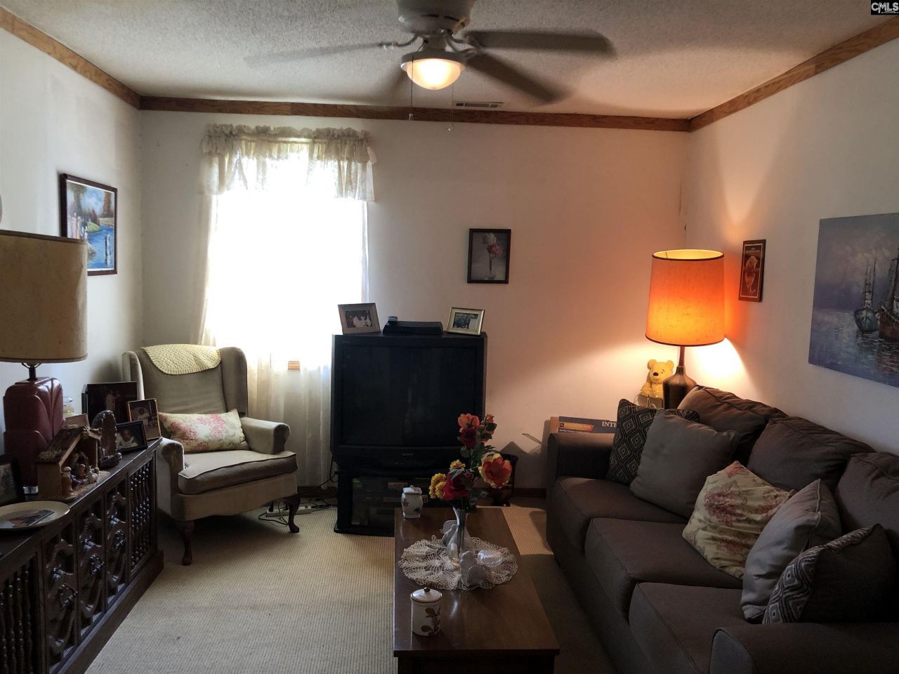 1005 Lesane Pressley Photo 14