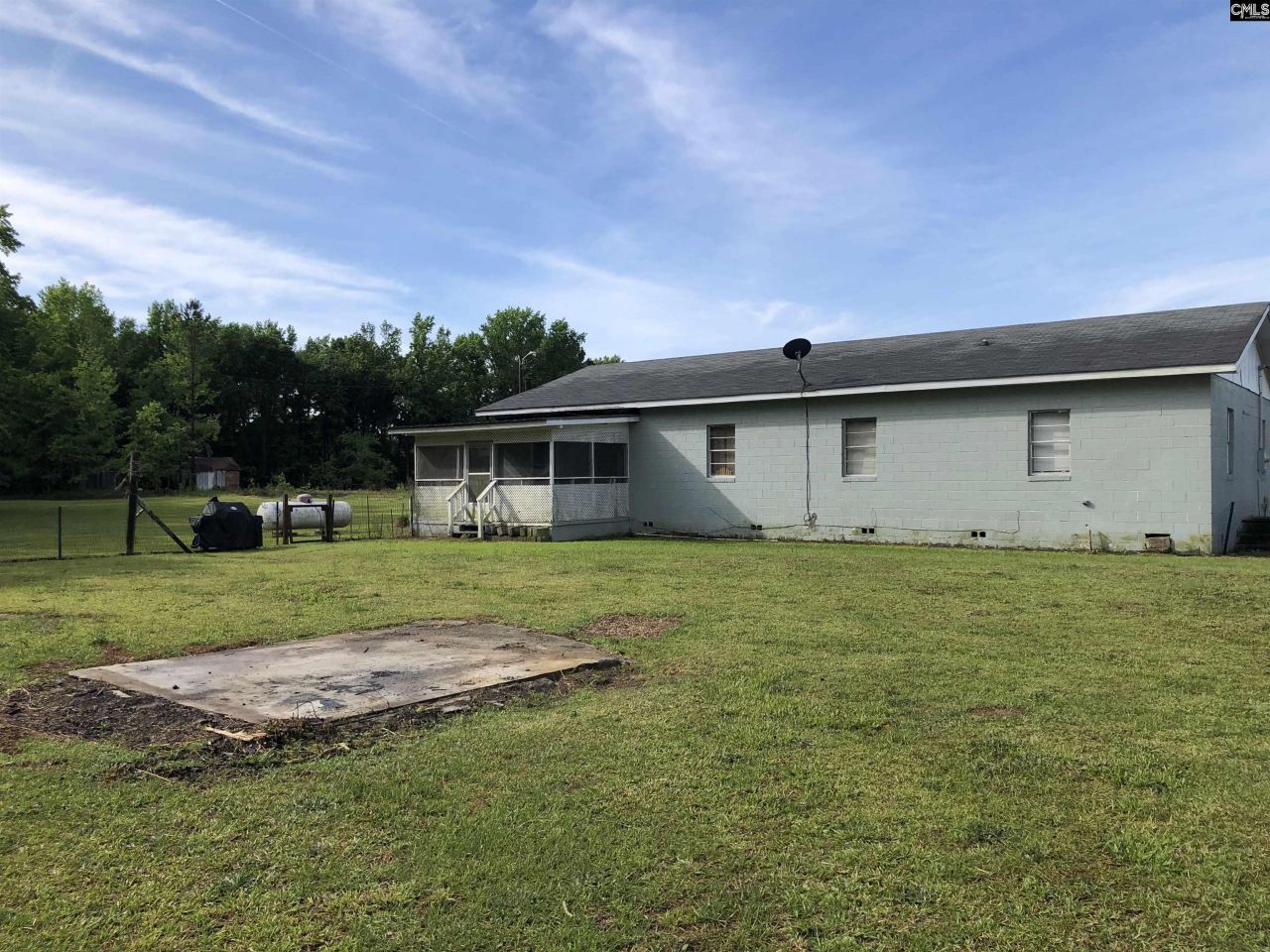 1005 Lesane Pressley Photo 33