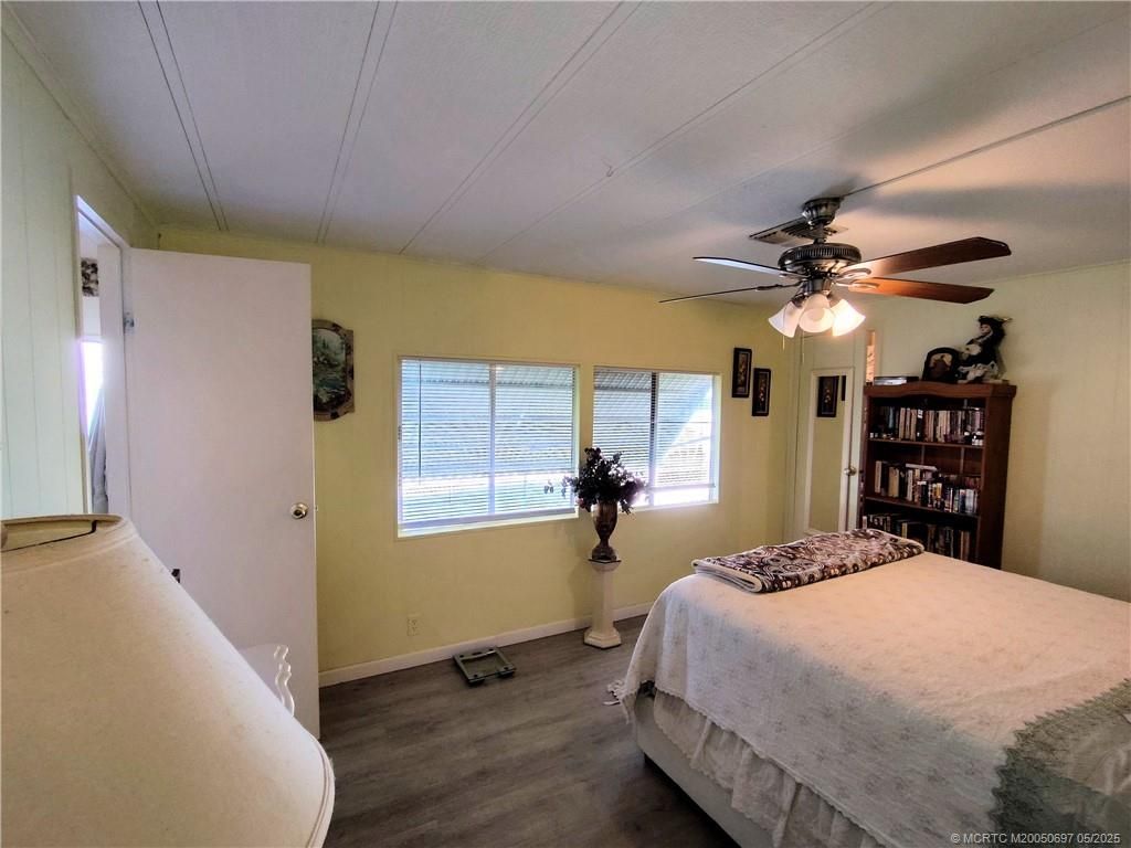 195 SE Trafalgar Terrace, Stuart, FL 34994 Photo