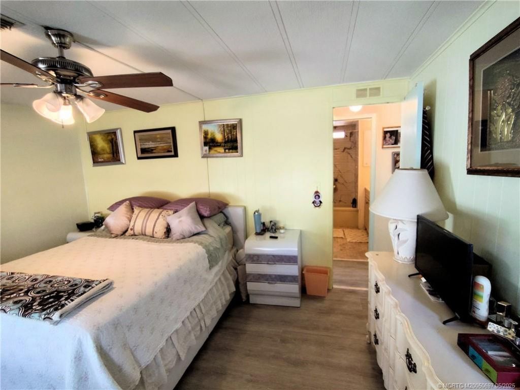 195 SE Trafalgar Terrace, Stuart, FL 34994 Photo