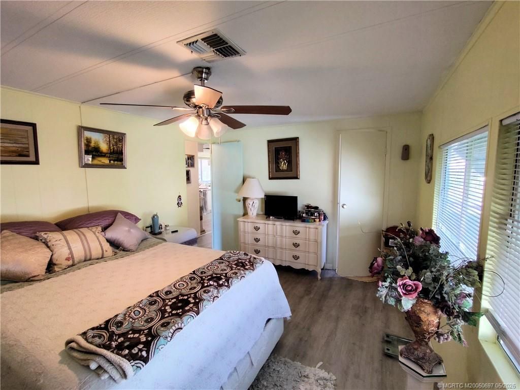 195 SE Trafalgar Terrace, Stuart, FL 34994 Photo