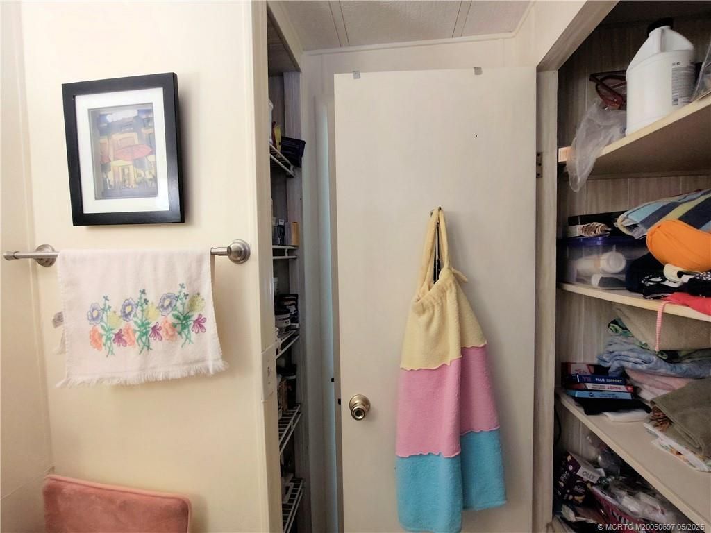 195 SE Trafalgar Terrace, Stuart, FL 34994 Photo