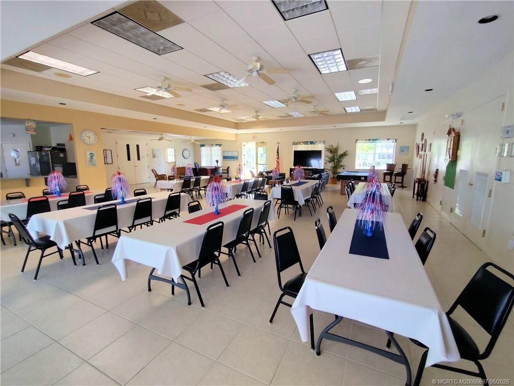 195 SE Trafalgar Terrace, Stuart, FL 34994 Photo