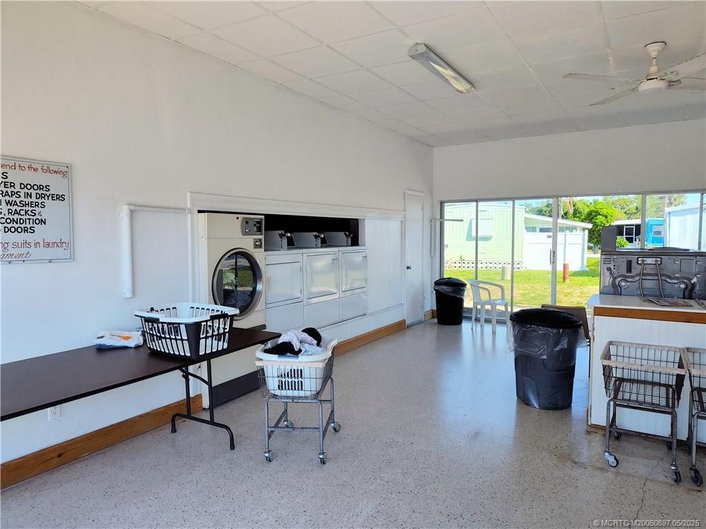 195 SE Trafalgar Terrace, Stuart, FL 34994 Photo