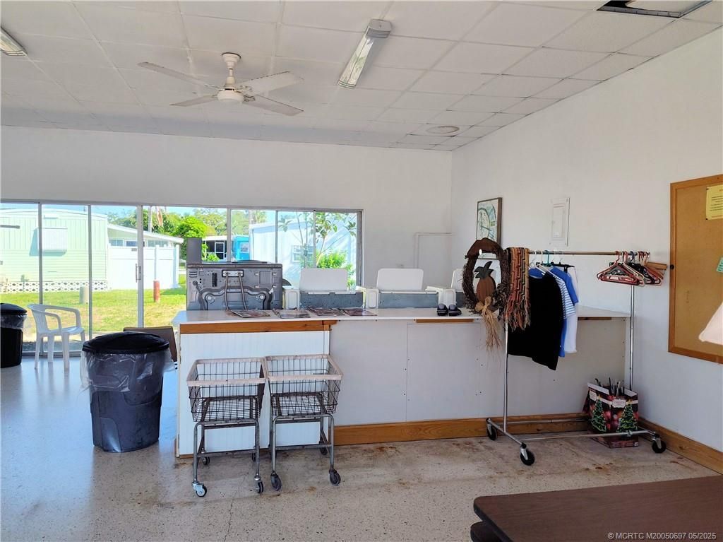 195 SE Trafalgar Terrace, Stuart, FL 34994 Photo