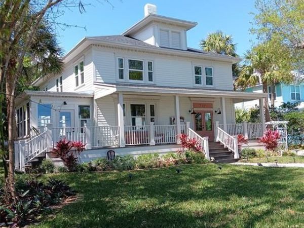 717 S Indian River Dr, Fort Pierce, FL 34950