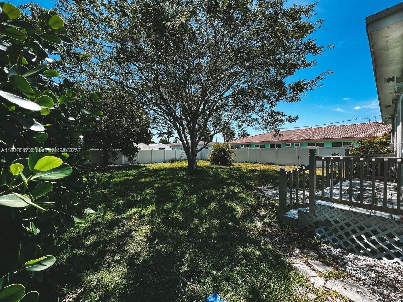 1231 N 16th Ct, Hollywood, FL 33020 Photo