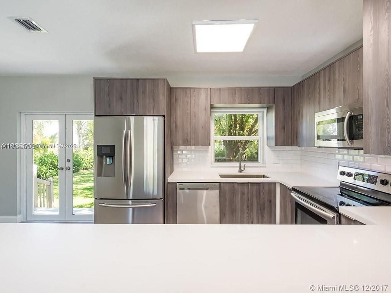 1231 N 16th Ct, Hollywood, FL 33020 Photo