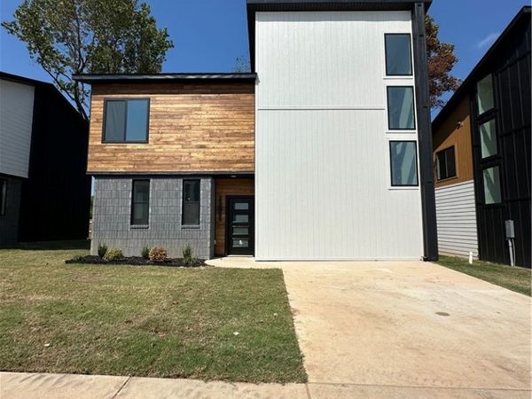 2603 W Bonnie Lane, Rogers, AR 72758