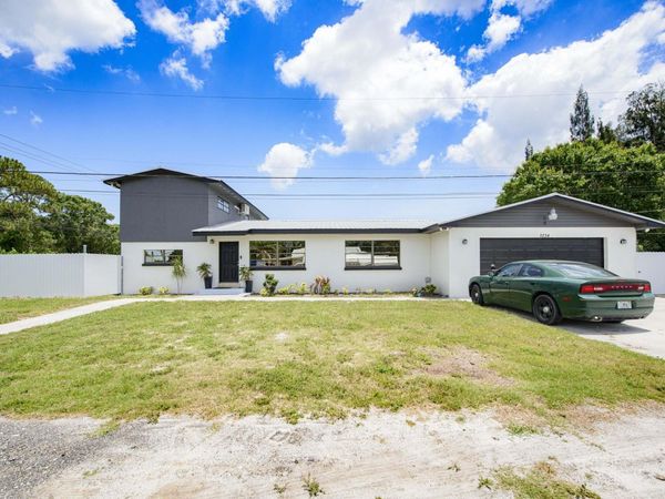 5234 Edwards Road, Fort Pierce, FL 34981