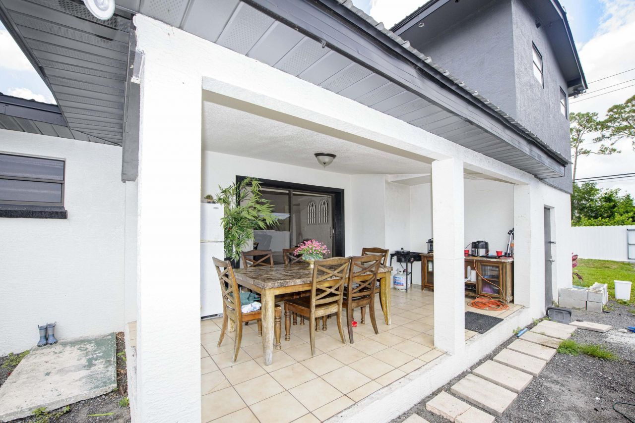 5234 Edwards Road, Fort Pierce, FL 34981 Photo