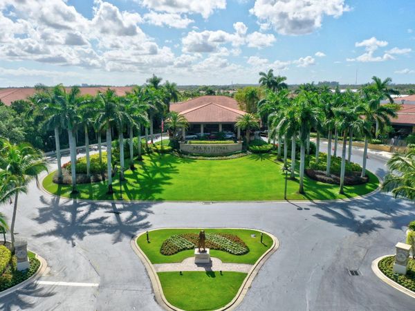 807 Windermere Way, Palm Beach Gardens, FL 33418