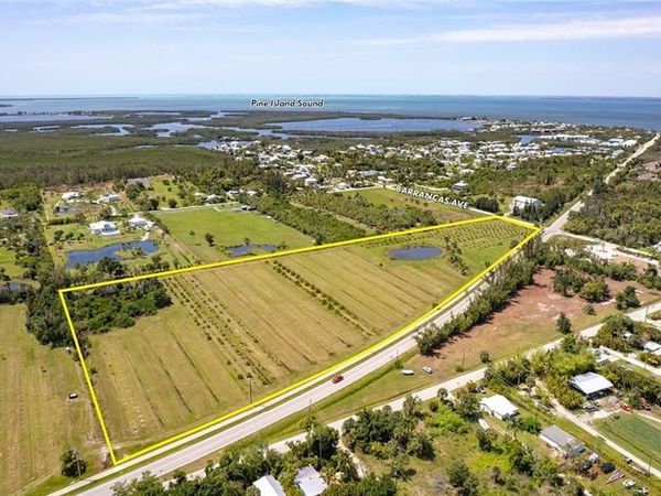 15901 Stringfellow RD, BOKEELIA, FL 33922