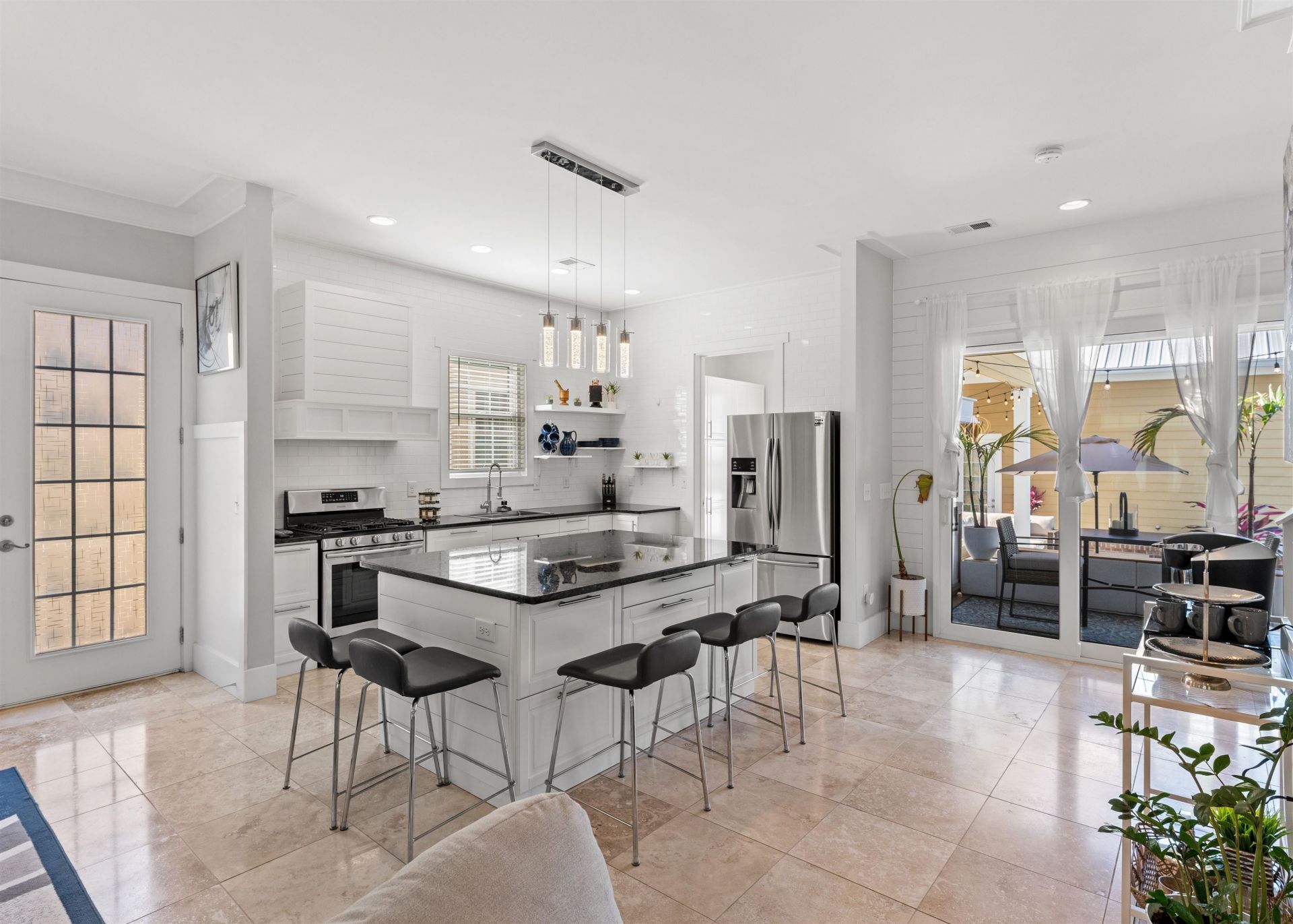 451 W Palm Dr. Photo 18