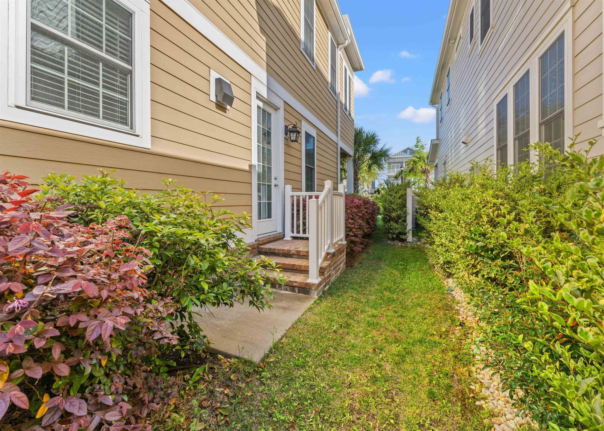 451 W Palm Dr. Photo 58