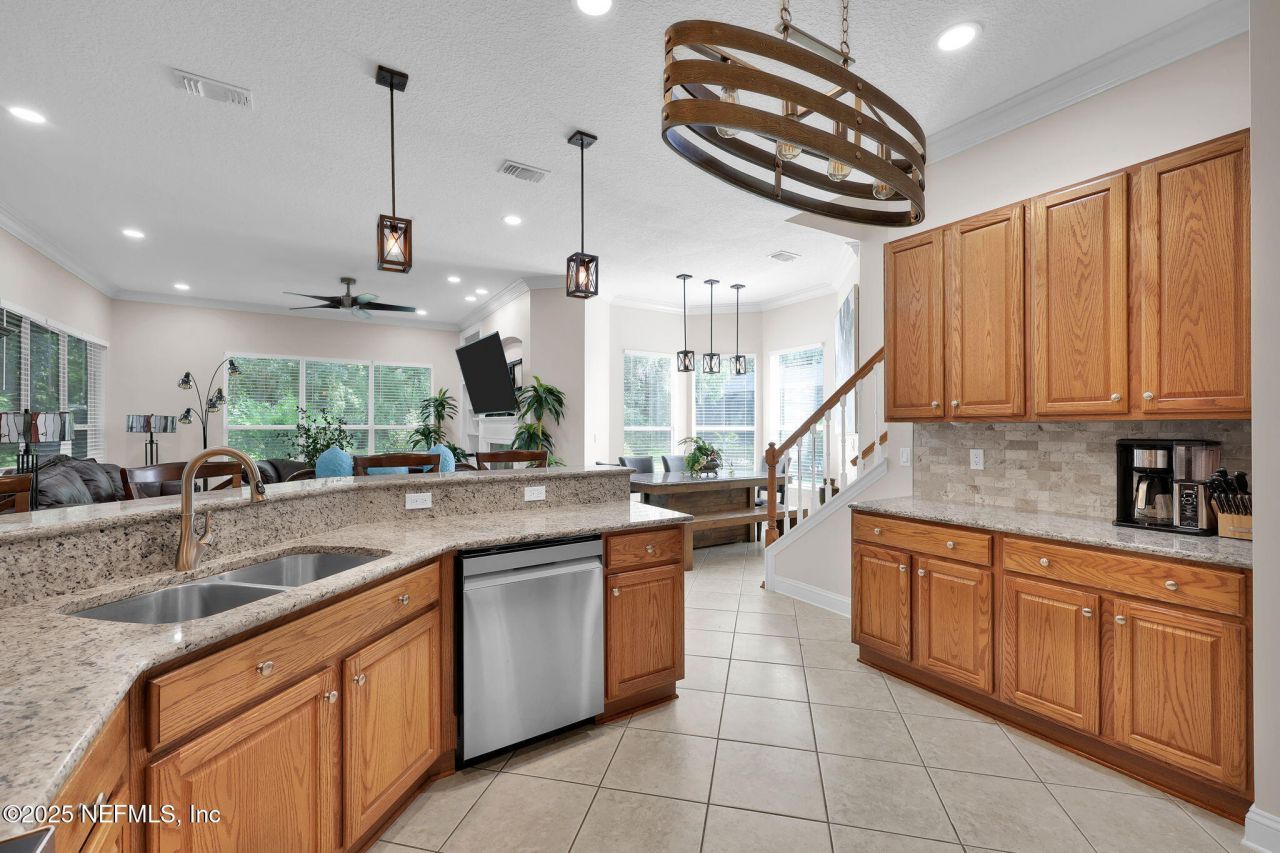 526 Oakmont Drive, Orange Park, FL 32073 Photo