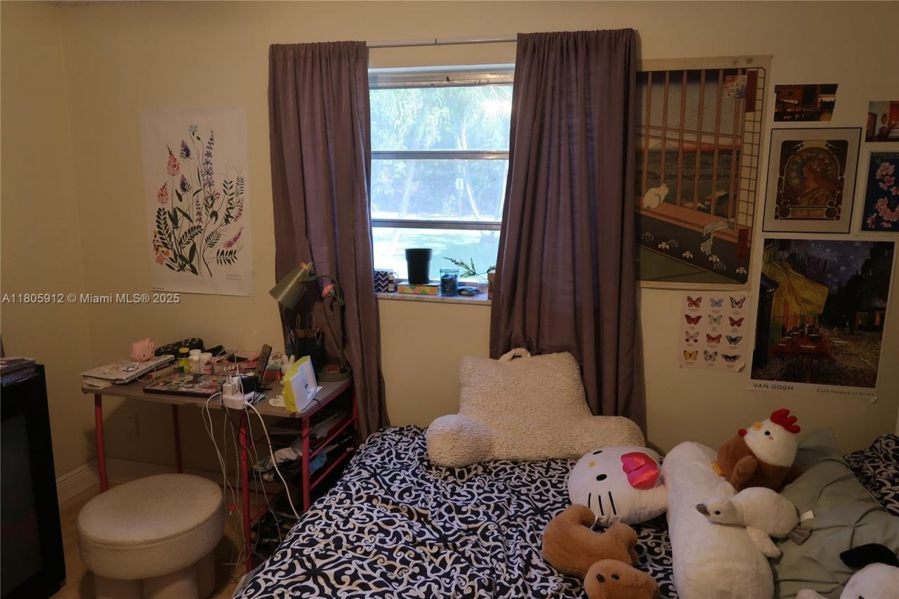 700 Layne Blvd, Unit 112, Hallandale Beach, FL 33009 Photo