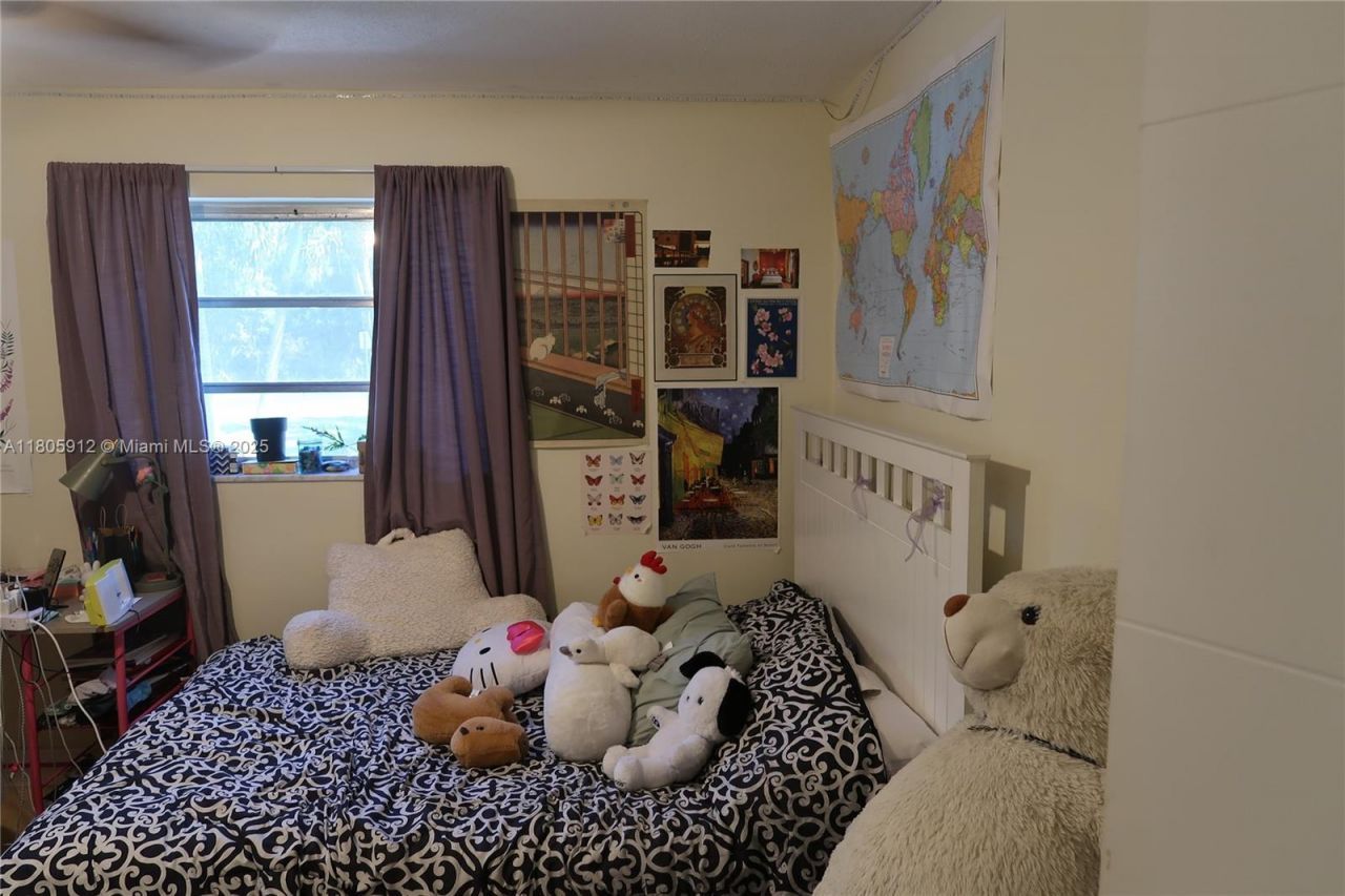 700 Layne Blvd, Unit 112, Hallandale Beach, FL 33009 Photo