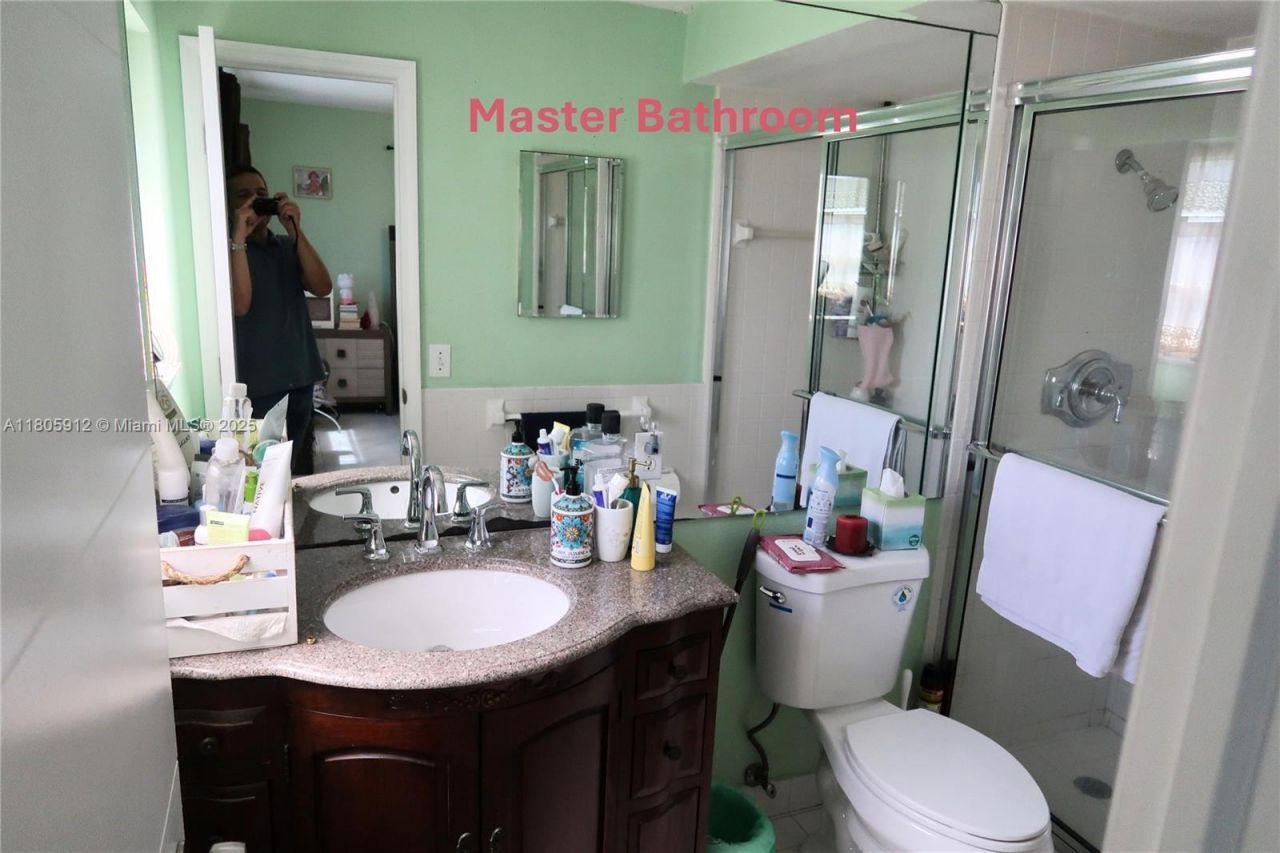 700 Layne Blvd, Unit 112, Hallandale Beach, FL 33009 Photo