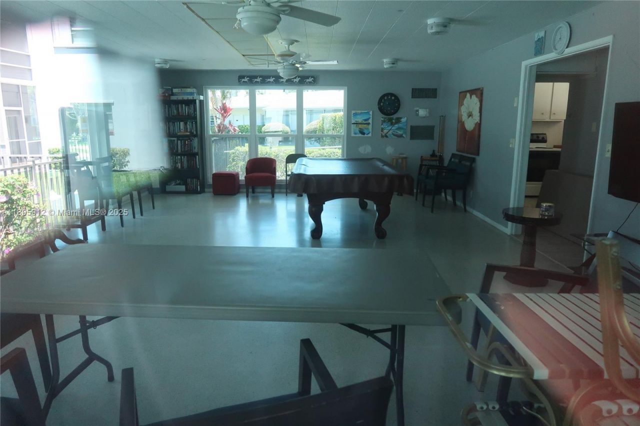 700 Layne Blvd, Unit 112, Hallandale Beach, FL 33009 Photo