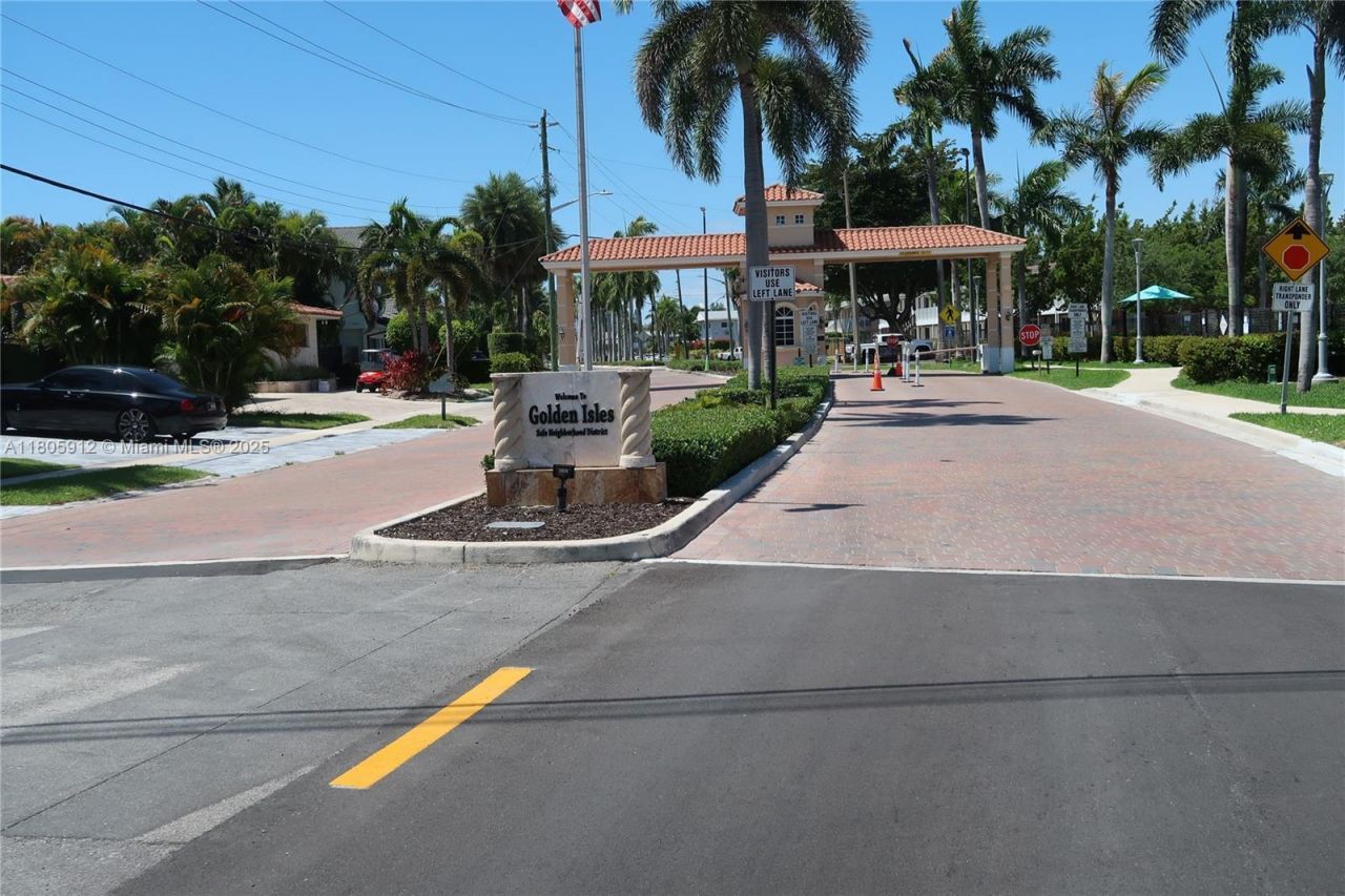 700 Layne Blvd, Unit 112, Hallandale Beach, FL 33009 Photo