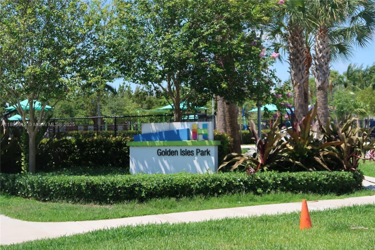 700 Layne Blvd, Unit 112, Hallandale Beach, FL 33009 Photo