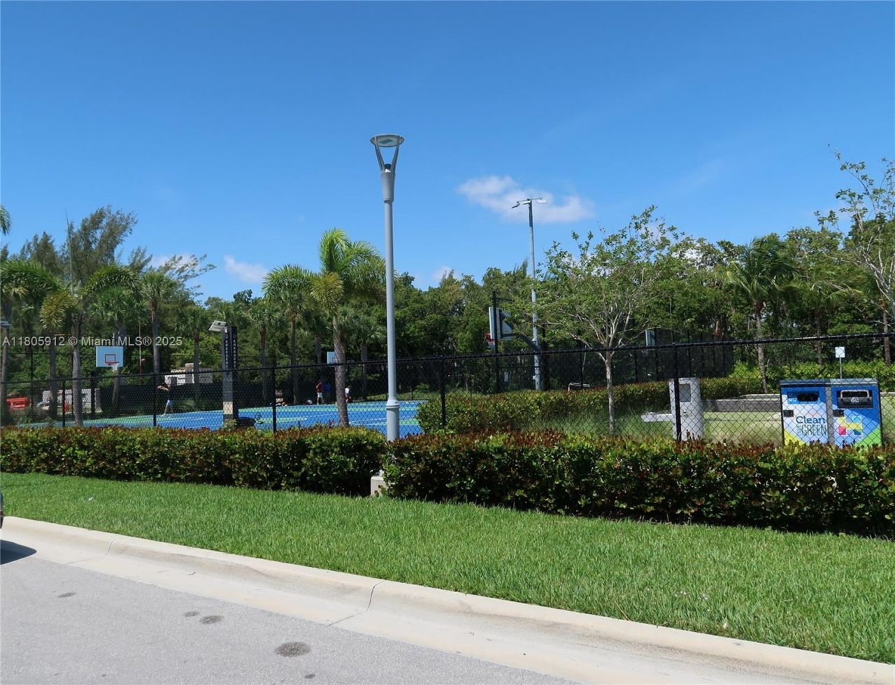 700 Layne Blvd, Unit 112, Hallandale Beach, FL 33009 Photo