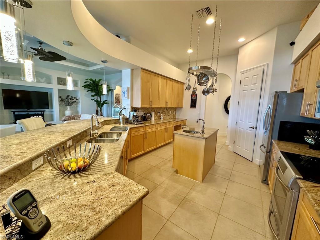 5593 Whispering Willow Way, Fort Myers, FL 33908 Photo