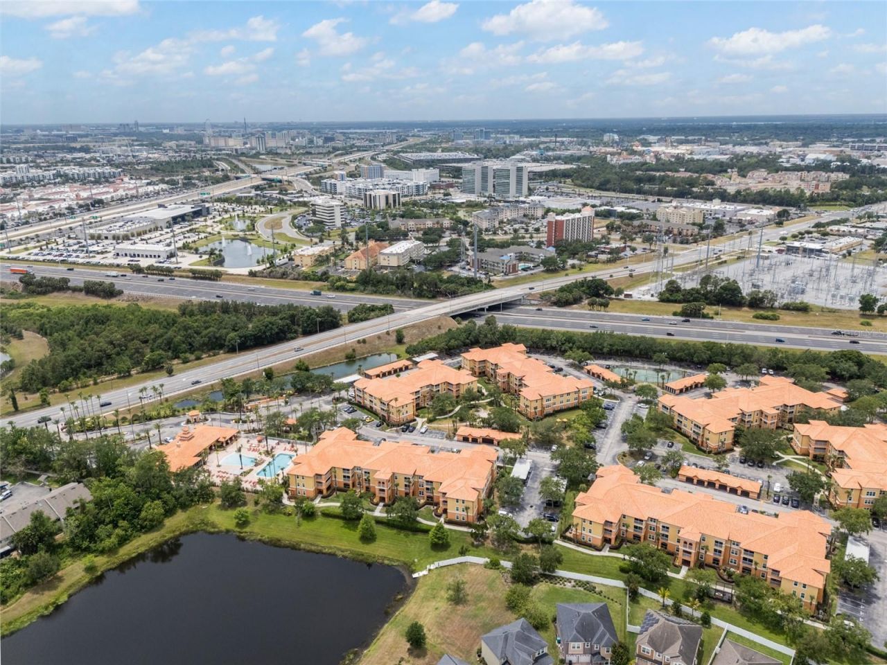 5447 Vineland Road, Unit 1308, Orlando, FL 32811 Photo