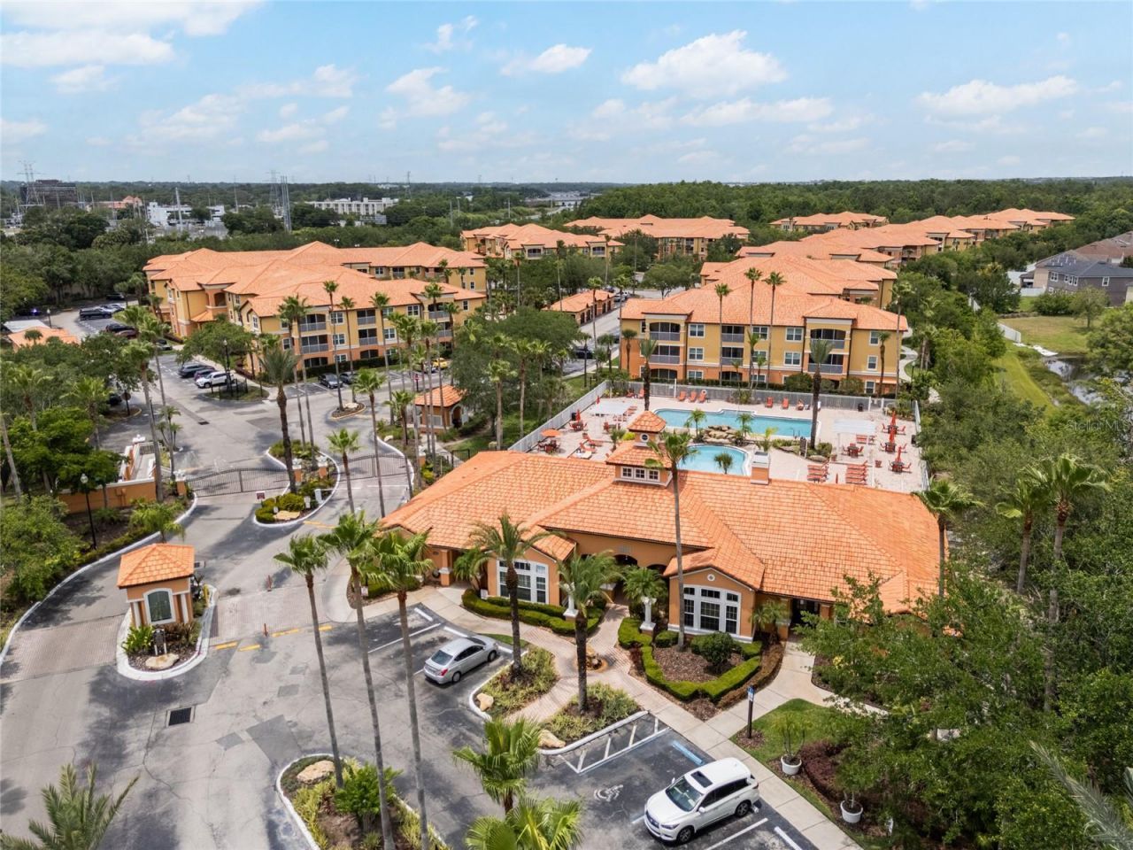 5447 Vineland Road, Unit 1308, Orlando, FL 32811 Photo
