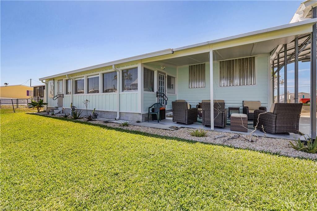 5012 Sandpiper Dr, Saint James City, FL 33956 Photo
