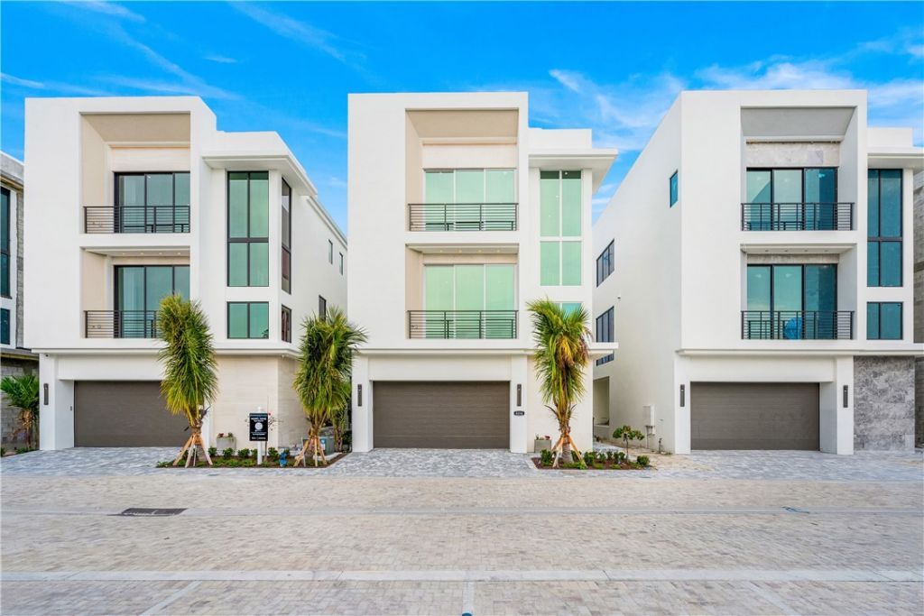 4200 Diamond Shores Way, Hutchinson Island, FL 34949 Photo