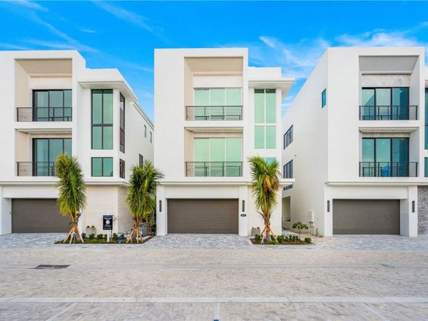 4200 Diamond Shores Way, Hutchinson Island, FL 34949